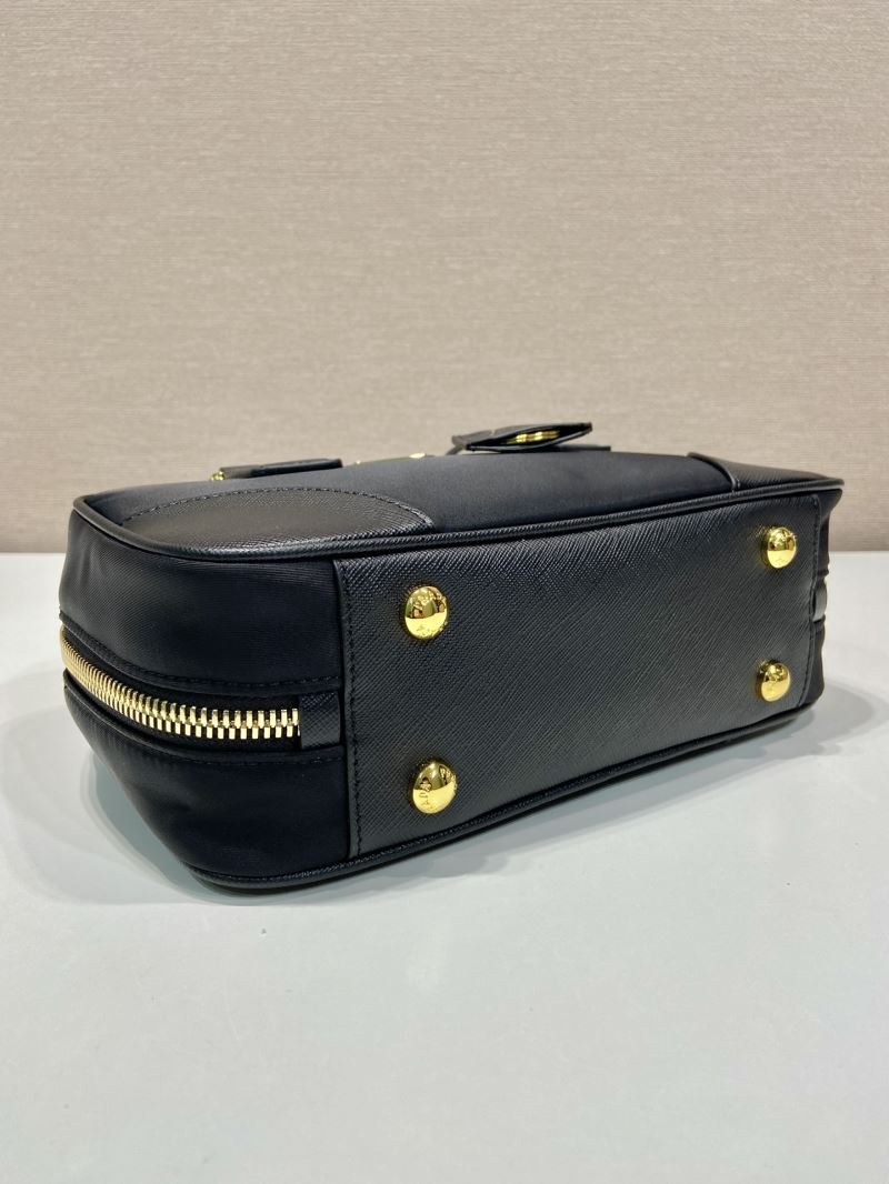 Pra*a top handle bags